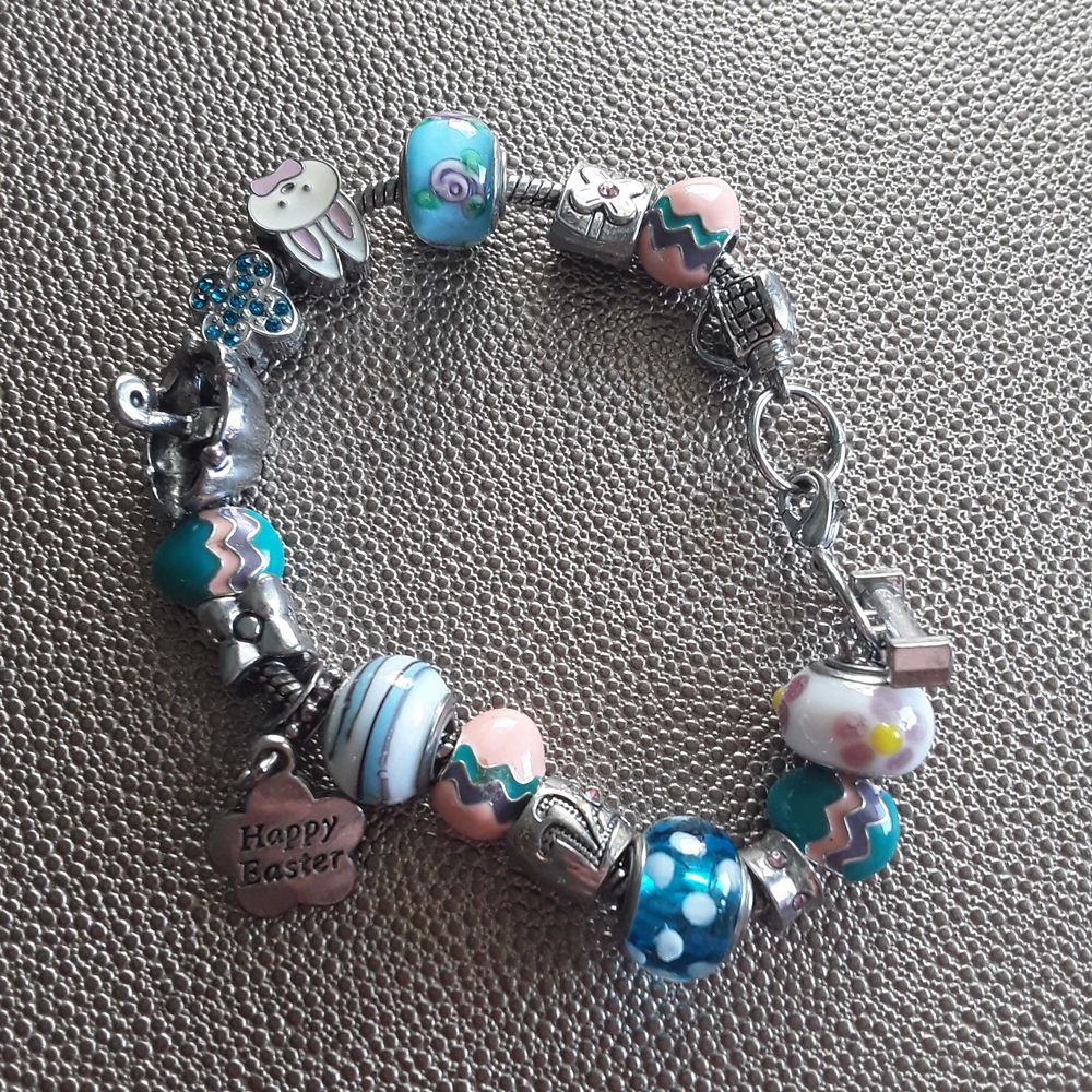 Willabee & Ward April Easter Charm Bracelet Pink Blue Beads March Spring Women's